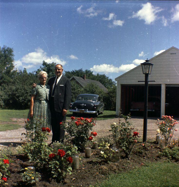 Uncle Art and Aunt Lea.