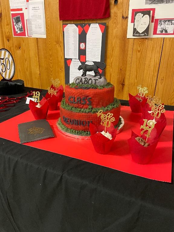 Class cake created by Rosa Lee Wall Eason