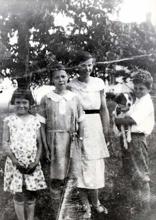 Aunt Doris - 2nd from left, Uncle John on right