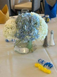 Val Adams knows how to do flowers!!! Beautiful..Hope you took some home!