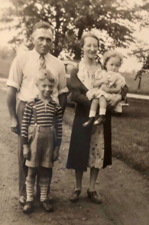 Family picture of Aunt olive, Uncle Earl, John, Eva.