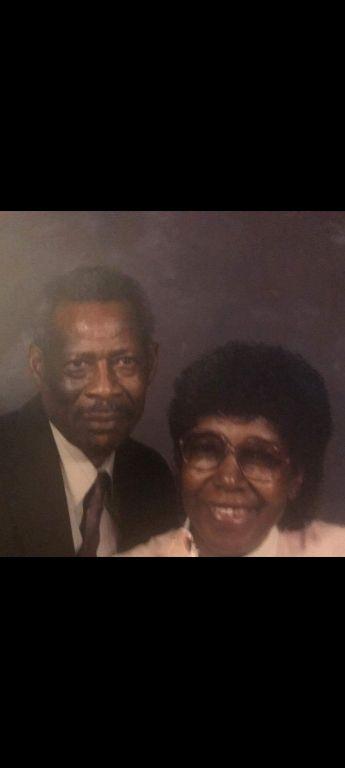 My grandparents Aj and Ethel Mae Myers and their kids 