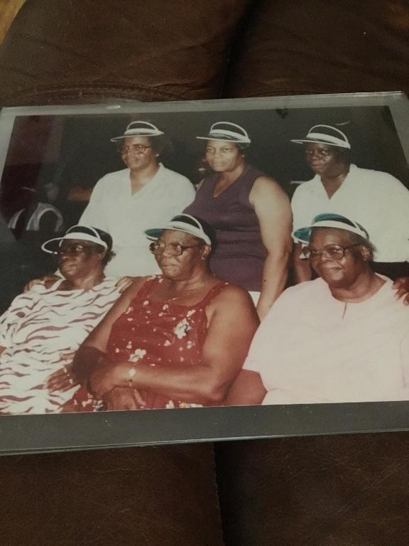 The Moten Sisters (bottom L-R: Aileen {Aunt Love} Martin, Charlie Mae Barron, Callie Mae (Big Mama) Benton, top row L-R: Ida Pearl Jones, Mattie Warren, Victoria (Aunt Sis) Frazier